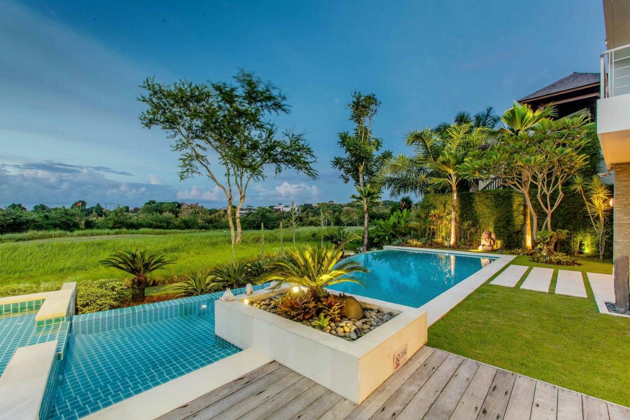 Phocea Golf View Villa By Premier Hospitality Asia Pecatu  ภายนอก รูปภาพ
